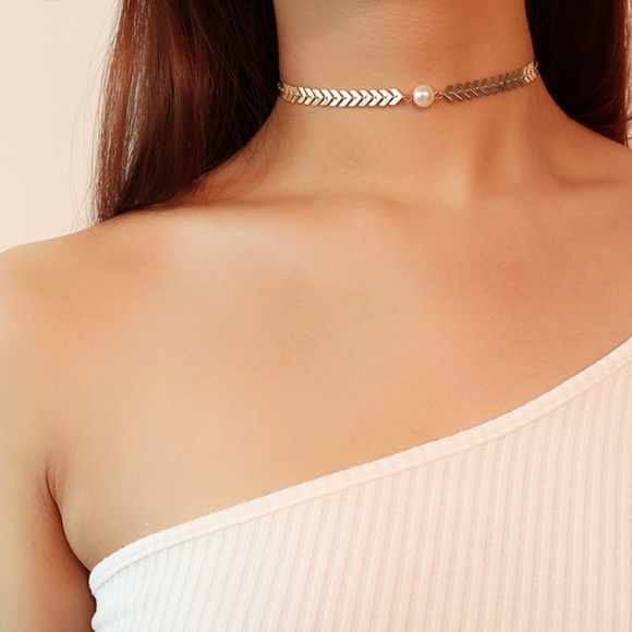 Cute arrow choker necklace gold - Picture 1 of 3